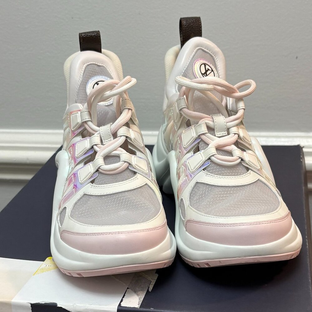 Louis Vuitton Arch Light Sneakers in Rose Clair